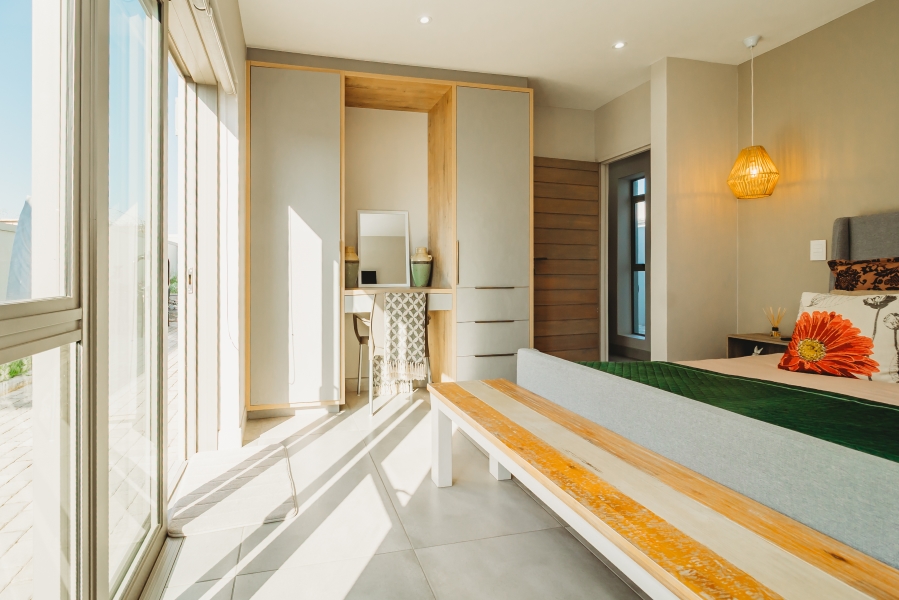 5 Bedroom Property for Sale in Kingswood Golf Estate Western Cape